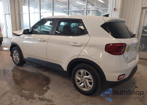 2021 Hyundai Venue Se из США, поврежденный, VIN KMHRB8A31MU067581